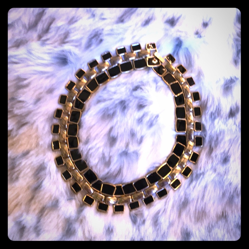 Classic bracelet for suit or dress